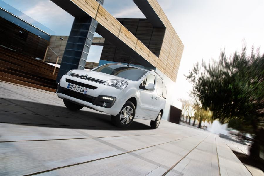  Citroen E-Berlingo Multispace 2017 года  (WW) (фото 4 из 13)